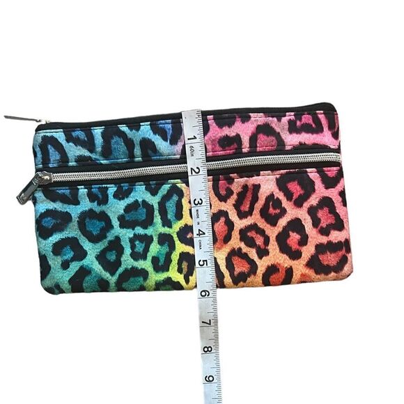 NWOT Colourful Leopard Print Double Pocket Make Up Bag - Picture 5 of 7